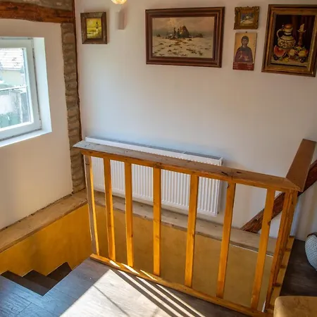 Kacara Apartman *
