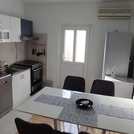 Apartment Kacara *