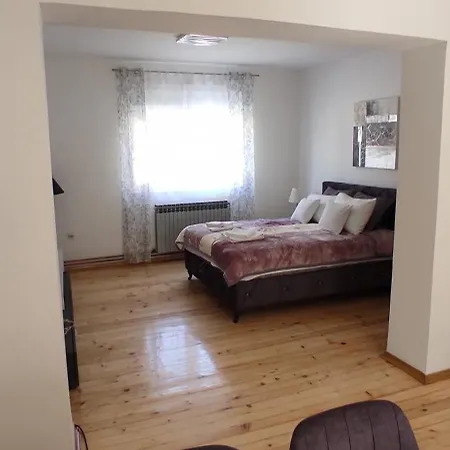 Kacara Sremski Karlovci